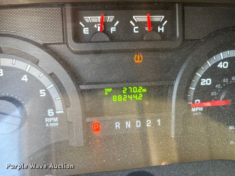 image for item EA7485 2013 Ford E350 XL Super Duty van