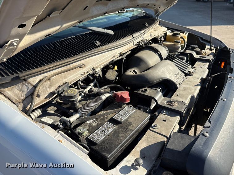 image for item EA7485 2013 Ford E350 XL Super Duty van