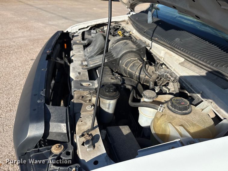 image for item EA7485 2013 Ford E350 XL Super Duty van