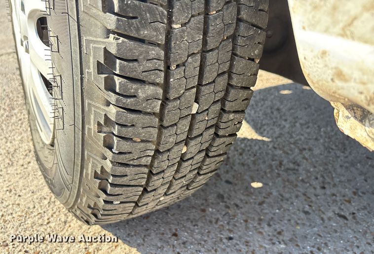 image for item EA7485 2013 Ford E350 XL Super Duty van