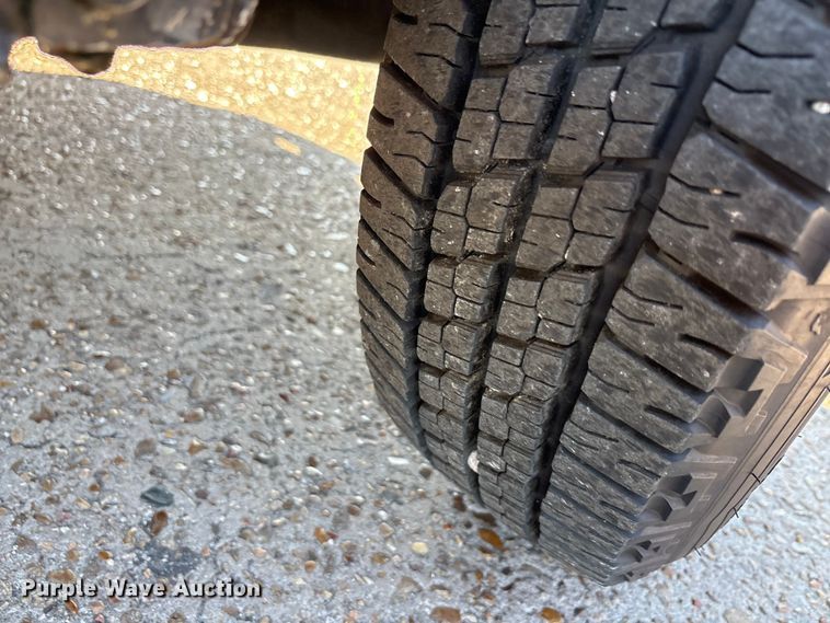 image for item EA7485 2013 Ford E350 XL Super Duty van