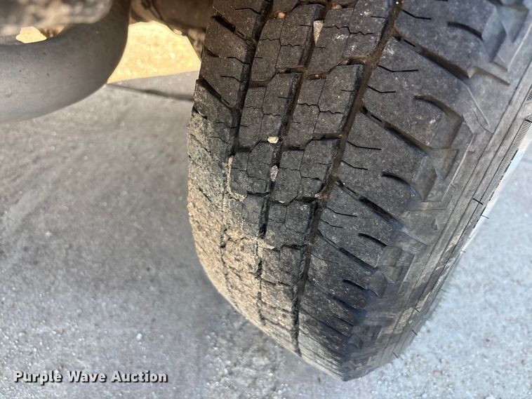 image for item EA7485 2013 Ford E350 XL Super Duty van