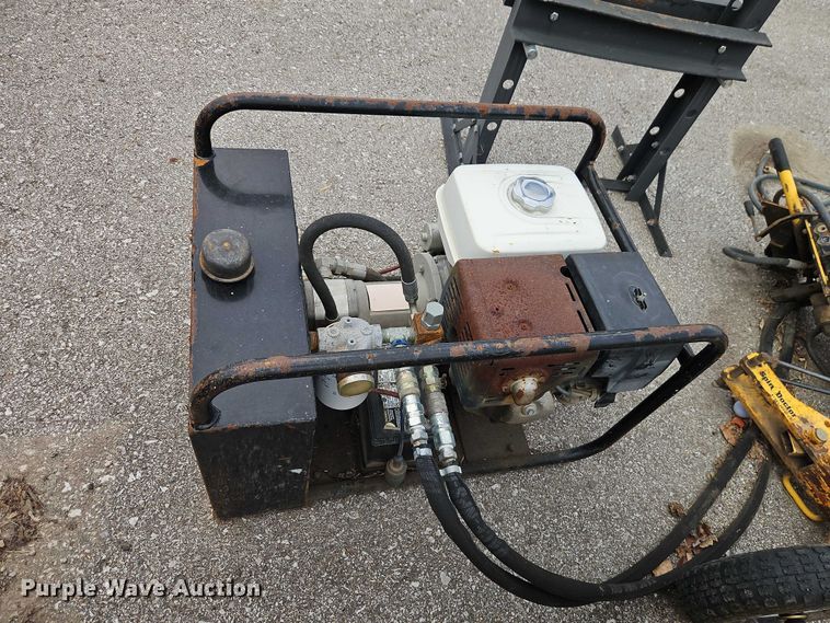 image for item EB8379 Tools