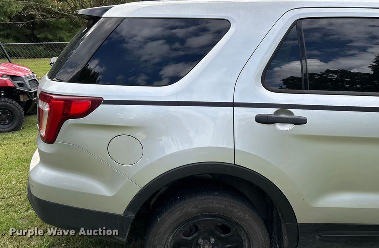 image for item ED2271 2017 Ford Explorer Police Interceptor SUV