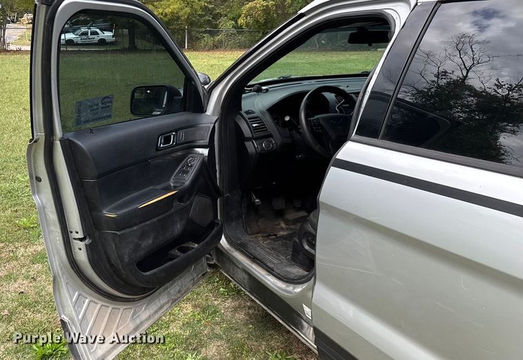 image for item ED2271 2017 Ford Explorer Police Interceptor SUV