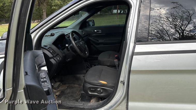 image for item ED2271 2017 Ford Explorer Police Interceptor SUV