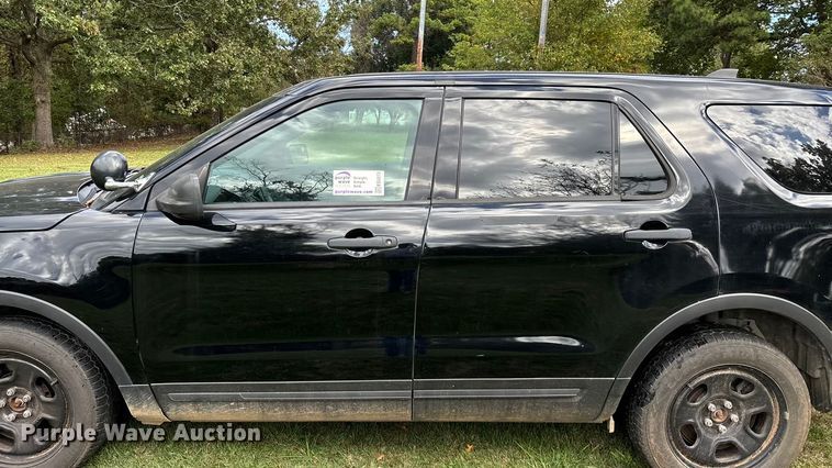 image for item ED2272 2019 Ford Explorer Police Interceptor SUV