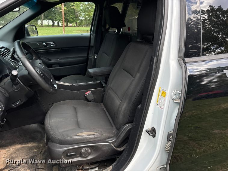 image for item ED2272 2019 Ford Explorer Police Interceptor SUV