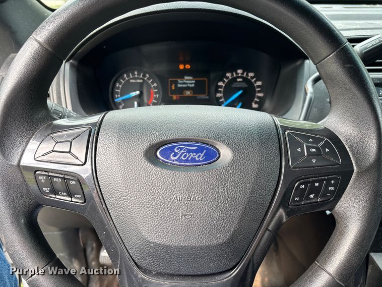 image for item ED2272 2019 Ford Explorer Police Interceptor SUV