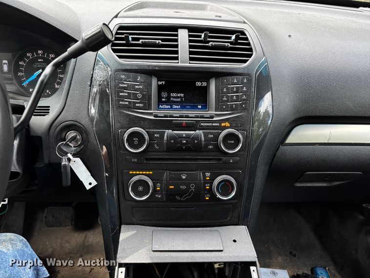 image for item ED2272 2019 Ford Explorer Police Interceptor SUV