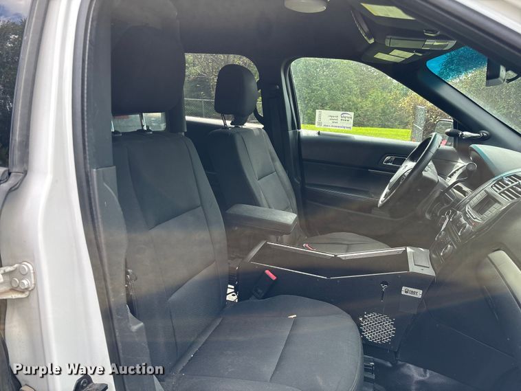 image for item ED2272 2019 Ford Explorer Police Interceptor SUV