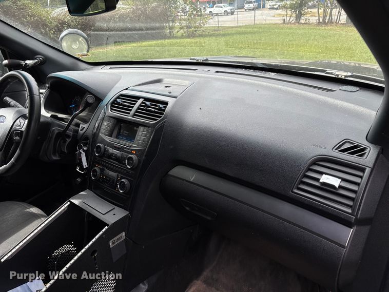 image for item ED2272 2019 Ford Explorer Police Interceptor SUV