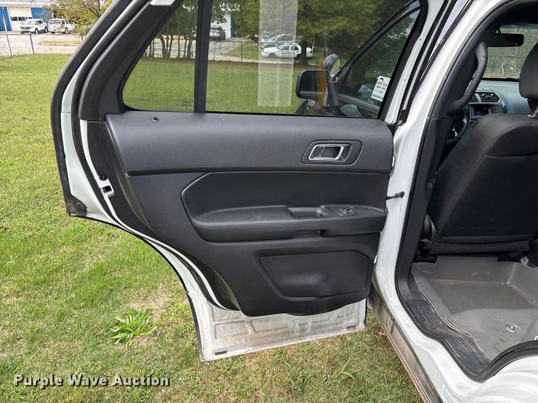 image for item ED2272 2019 Ford Explorer Police Interceptor SUV