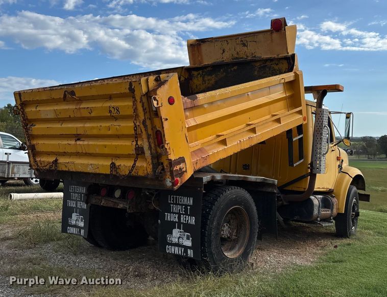 image for item ED2281 1996 International 4900 dump truck