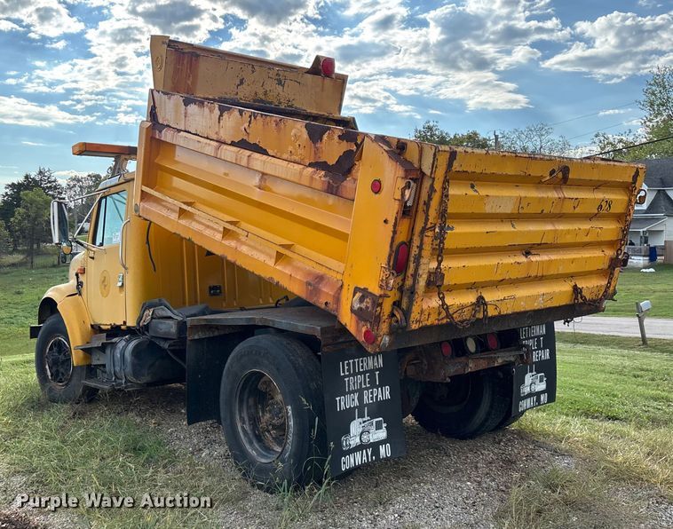 image for item ED2281 1996 International 4900 dump truck