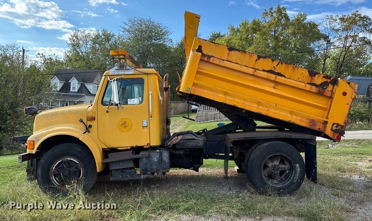 image for item ED2281 1996 International 4900 dump truck
