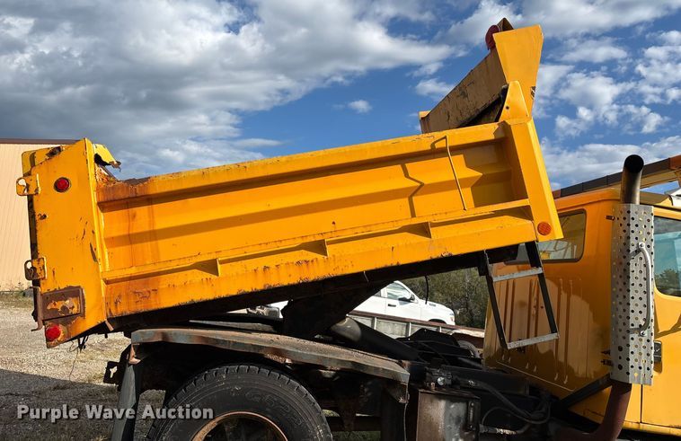 image for item ED2281 1996 International 4900 dump truck