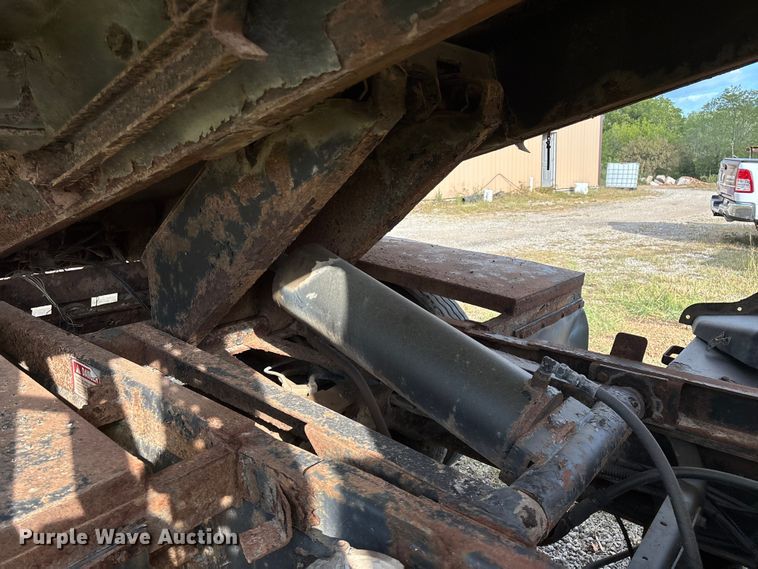 image for item ED2281 1996 International 4900 dump truck