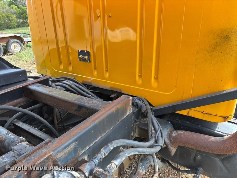 image for item ED2281 1996 International 4900 dump truck