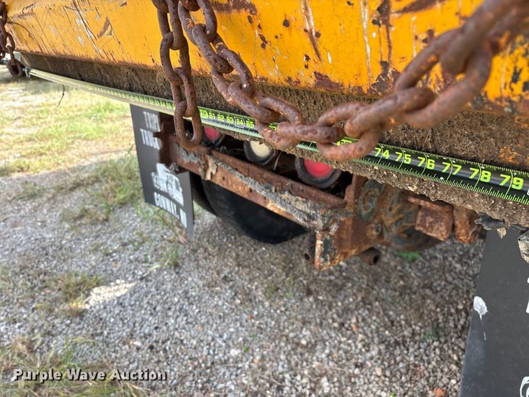 image for item ED2281 1996 International 4900 dump truck