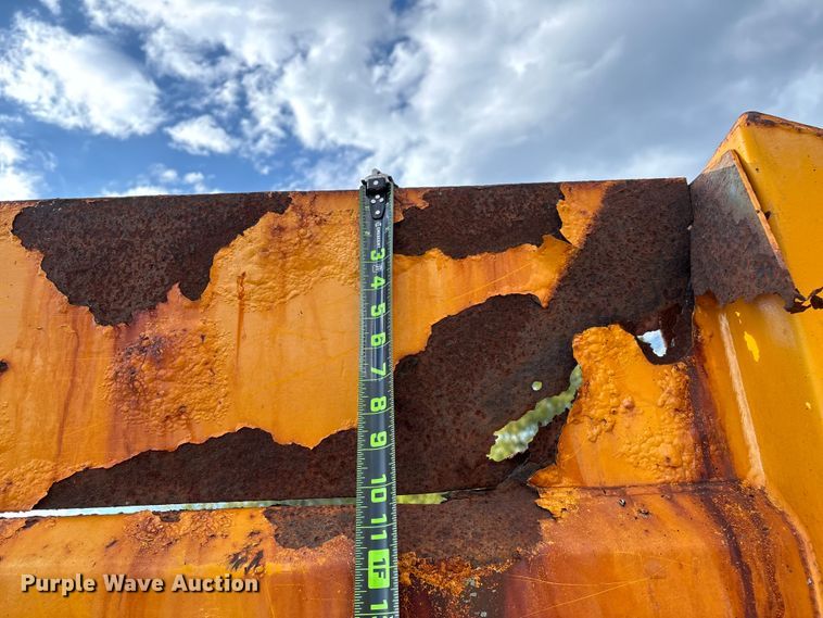 image for item ED2281 1996 International 4900 dump truck