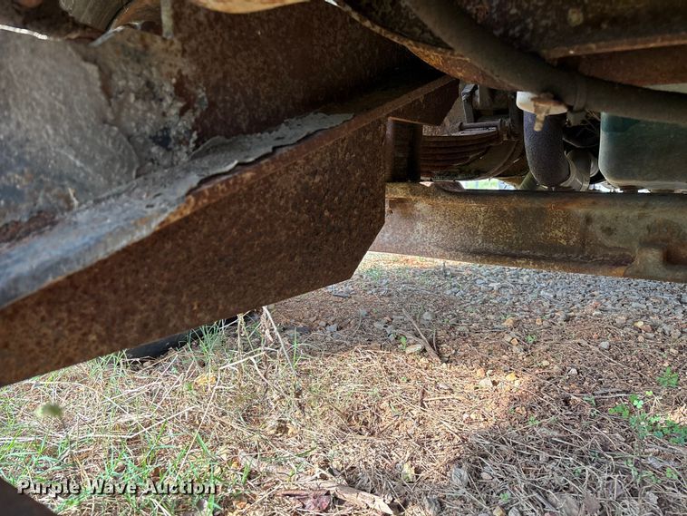 image for item ED2281 1996 International 4900 dump truck