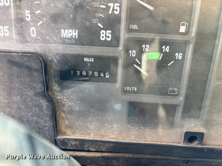 image for item ED2281 1996 International 4900 dump truck