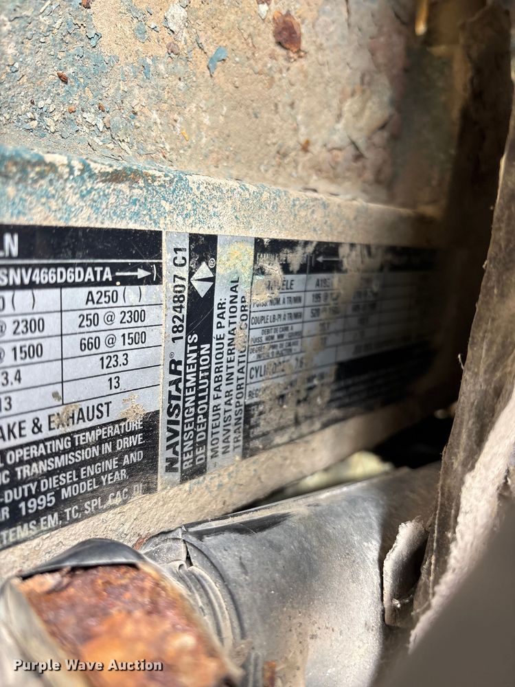 image for item ED2281 1996 International 4900 dump truck