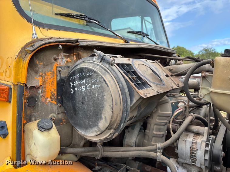 image for item ED2281 1996 International 4900 dump truck