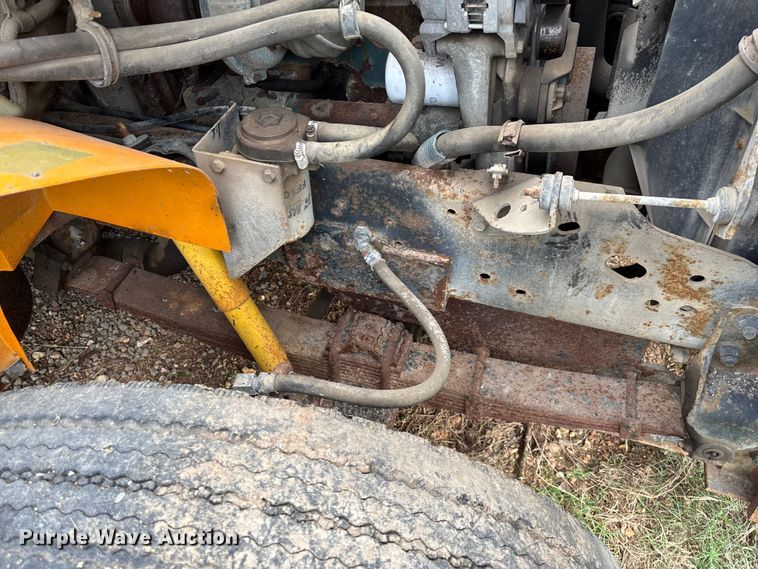 image for item ED2281 1996 International 4900 dump truck