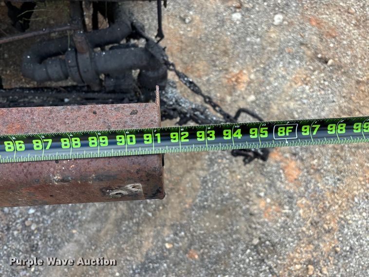 image for item ED2282 1990 International 4900 oil distributor truck