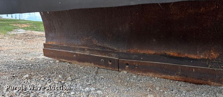 image for item ED2283 2002 Chevrolet C8500 dump truck