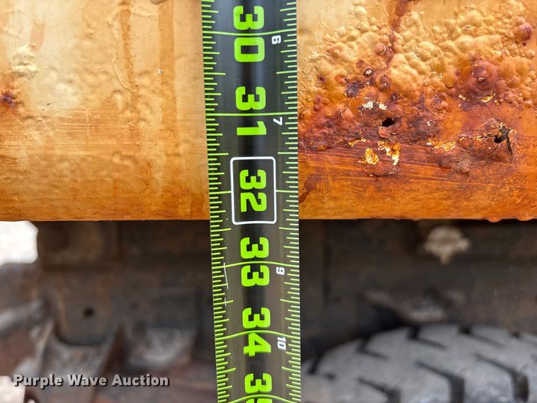 image for item ED2283 2002 Chevrolet C8500 dump truck