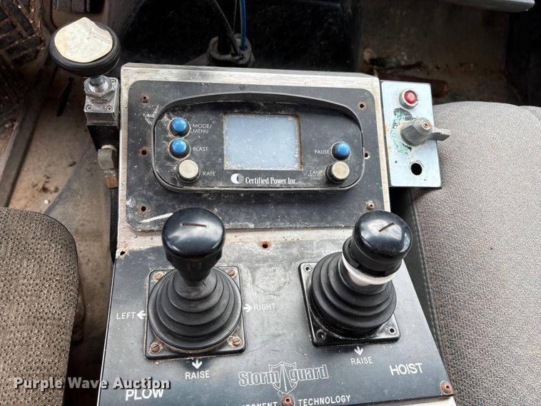 image for item ED2283 2002 Chevrolet C8500 dump truck