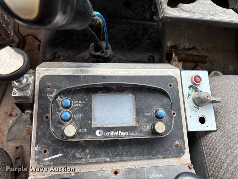 image for item ED2283 2002 Chevrolet C8500 dump truck