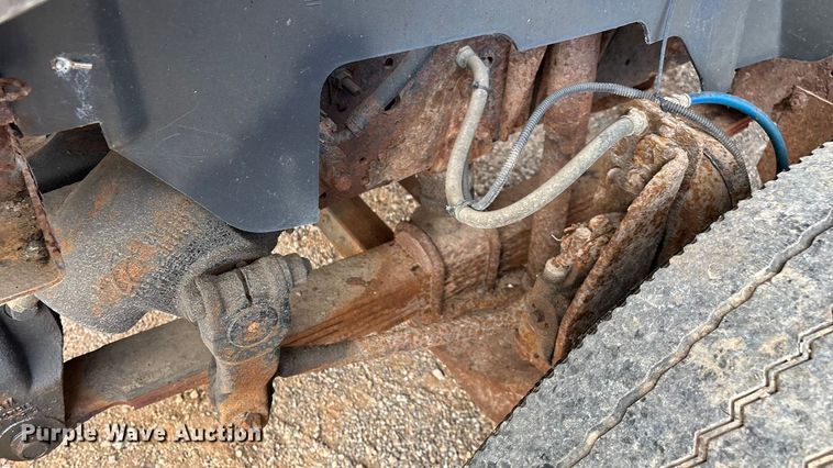 image for item ED2283 2002 Chevrolet C8500 dump truck