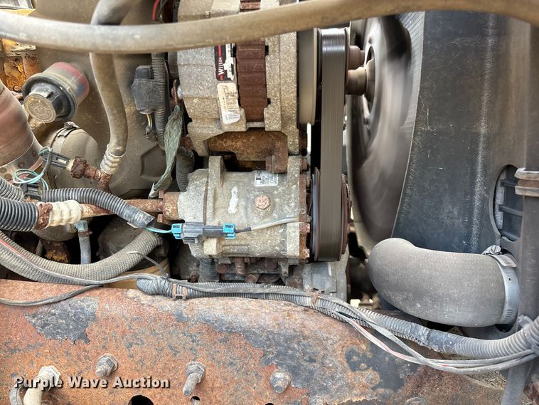 image for item ED2283 2002 Chevrolet C8500 dump truck