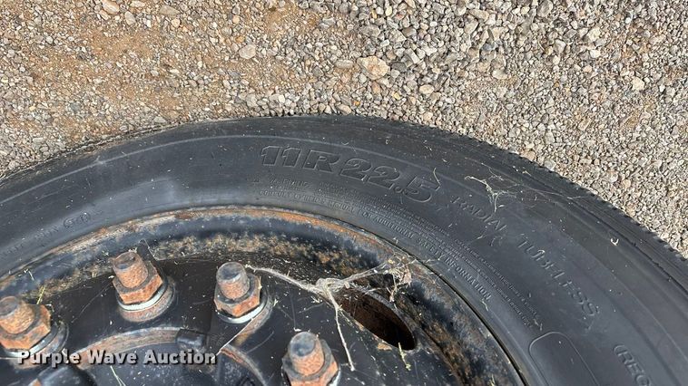 image for item ED2283 2002 Chevrolet C8500 dump truck