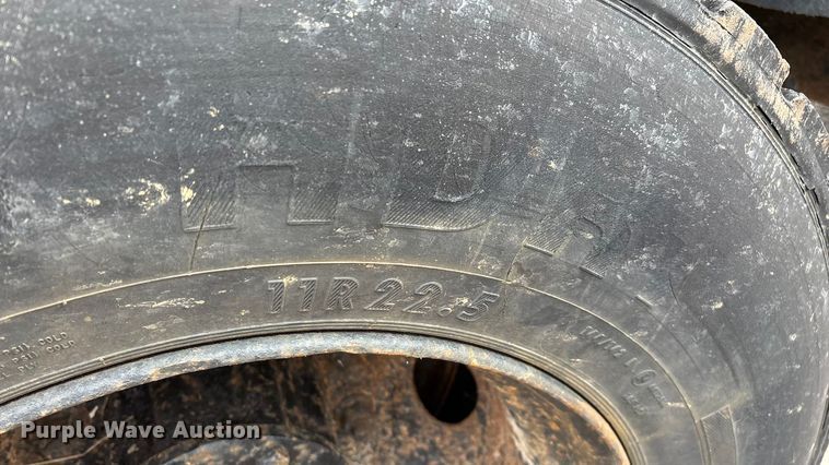 image for item ED2283 2002 Chevrolet C8500 dump truck