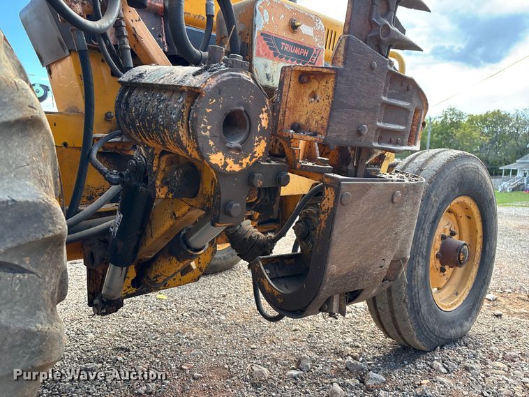 image for item ED2284 1991 Case International 495 tractor