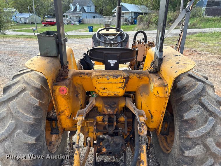 image for item ED2284 1991 Case International 495 tractor