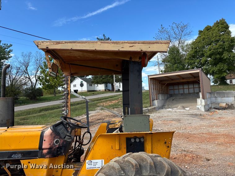 image for item ED2284 1991 Case International 495 tractor