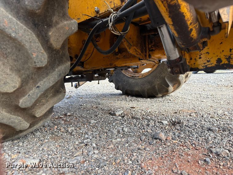 image for item ED2284 1991 Case International 495 tractor