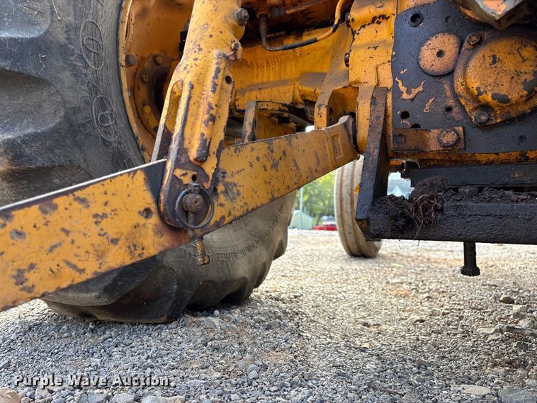 image for item ED2284 1991 Case International 495 tractor