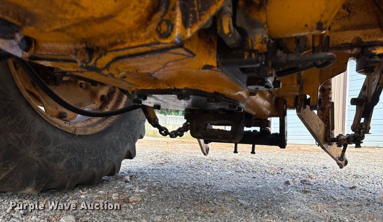 image for item ED2284 1991 Case International 495 tractor