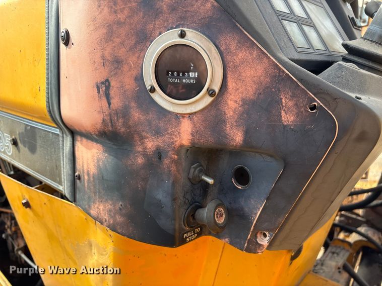 image for item ED2284 1991 Case International 495 tractor