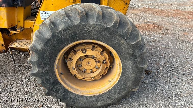 image for item ED2284 1991 Case International 495 tractor