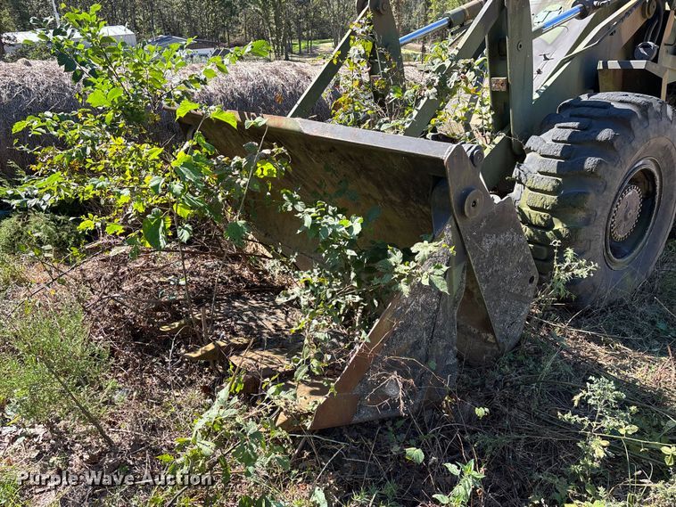 image for item ED2285 1984 Case MW24C wheel loader