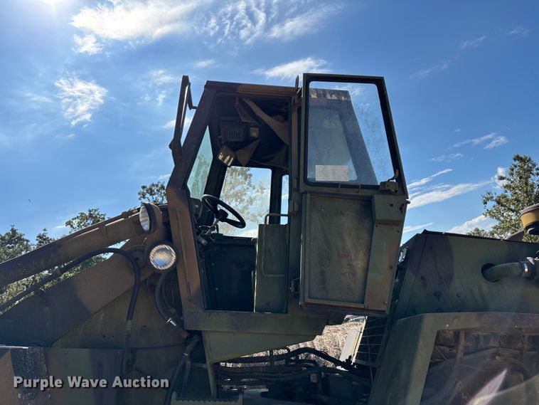 image for item ED2285 1984 Case MW24C wheel loader