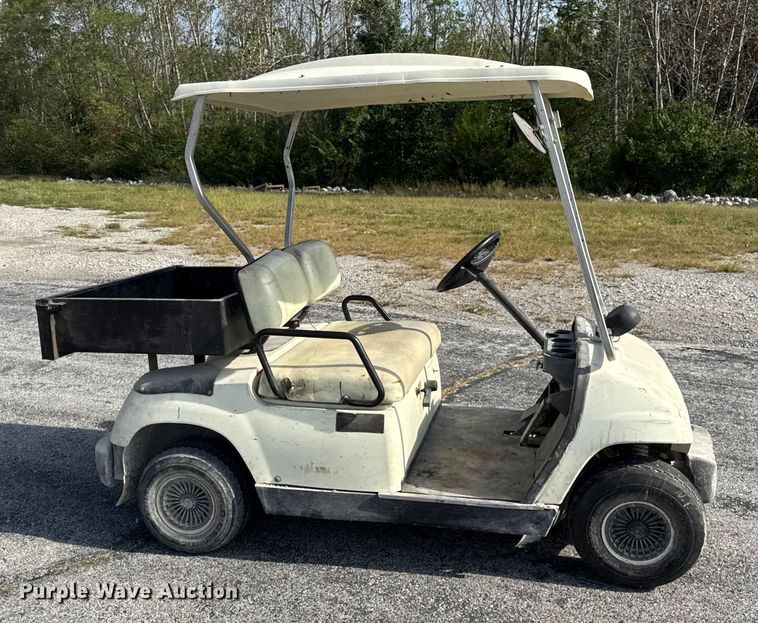 image for item EF2189 2001 Yamaha G16A golf cart